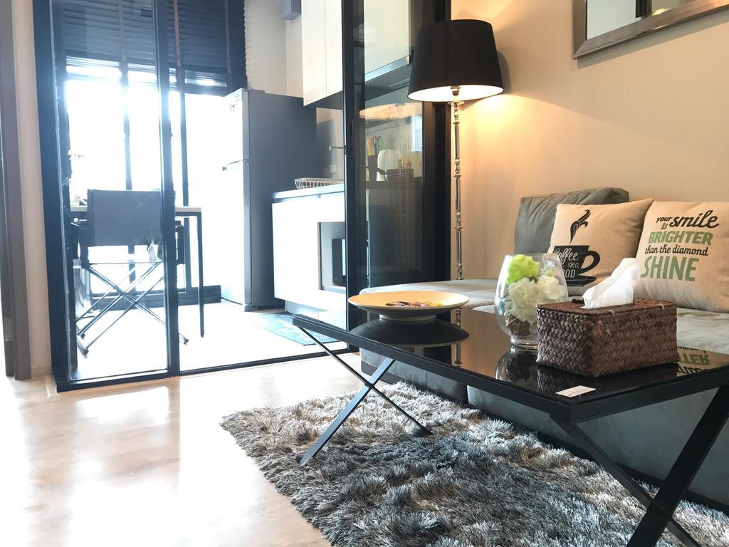 The Base Highfl Seaview Apartment Pattaya Exterior photo
