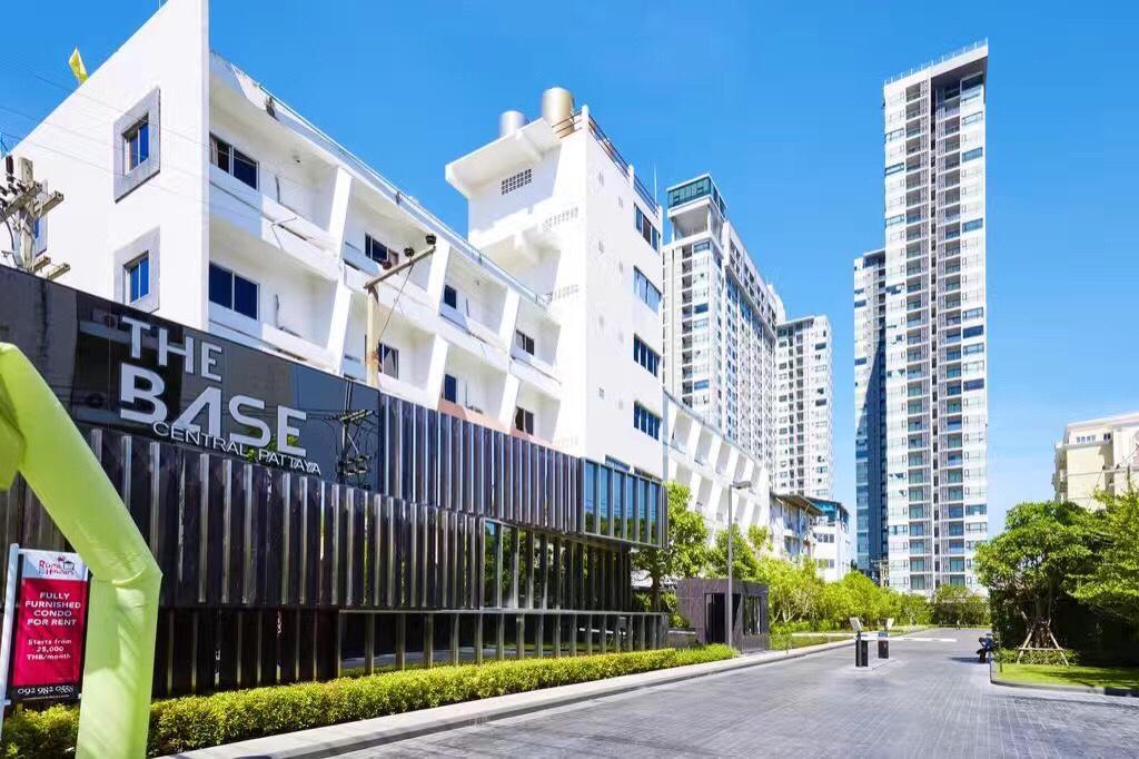 The Base Highfl Seaview Apartment Pattaya Exterior photo
